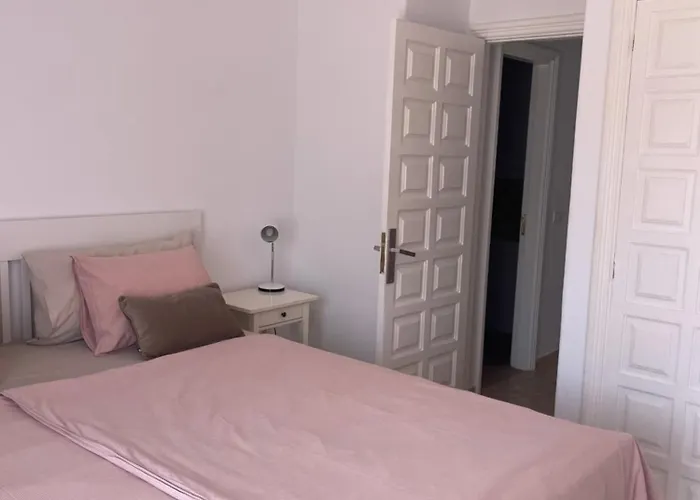 2 Bdr,2 Bath Amarilla Golf Apartman *