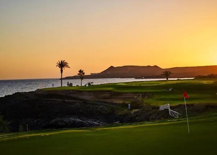 Апартаменты 2 Bdr,2 Bath Amarilla Golf *